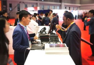 进博会携手传神，以智能翻译硬件与全面语言服务实现无障碍交流